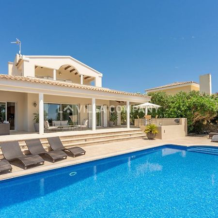 מאהון Villa Mala Bay מראה חיצוני תמונה