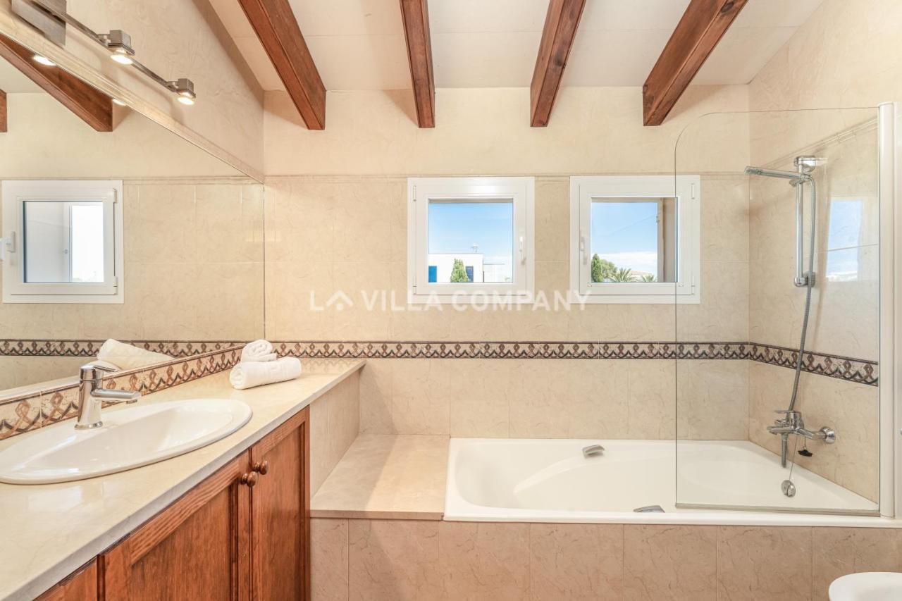 מאהון Villa Mala Bay מראה חיצוני תמונה